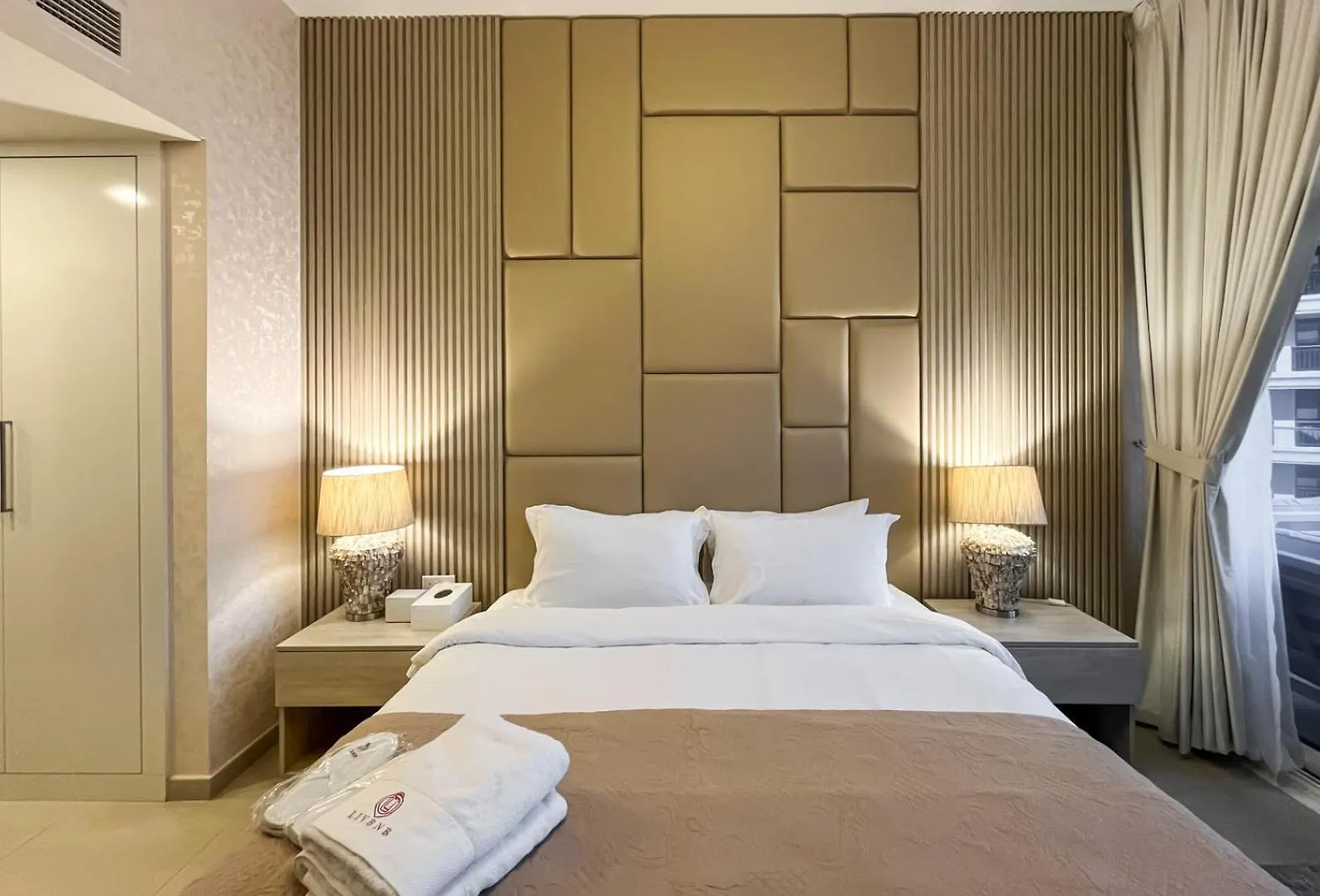 Livbnb-Premium 1B With Burjalarab Views In Mina Dubai Apartment
