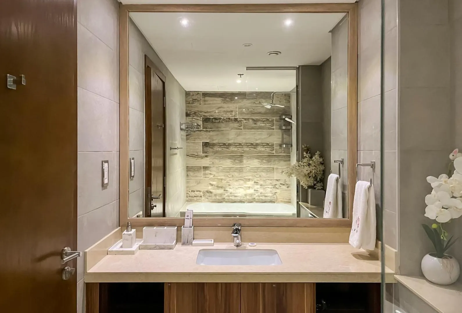 Livbnb-Premium 1B With Burjalarab Views In Mina Dubai